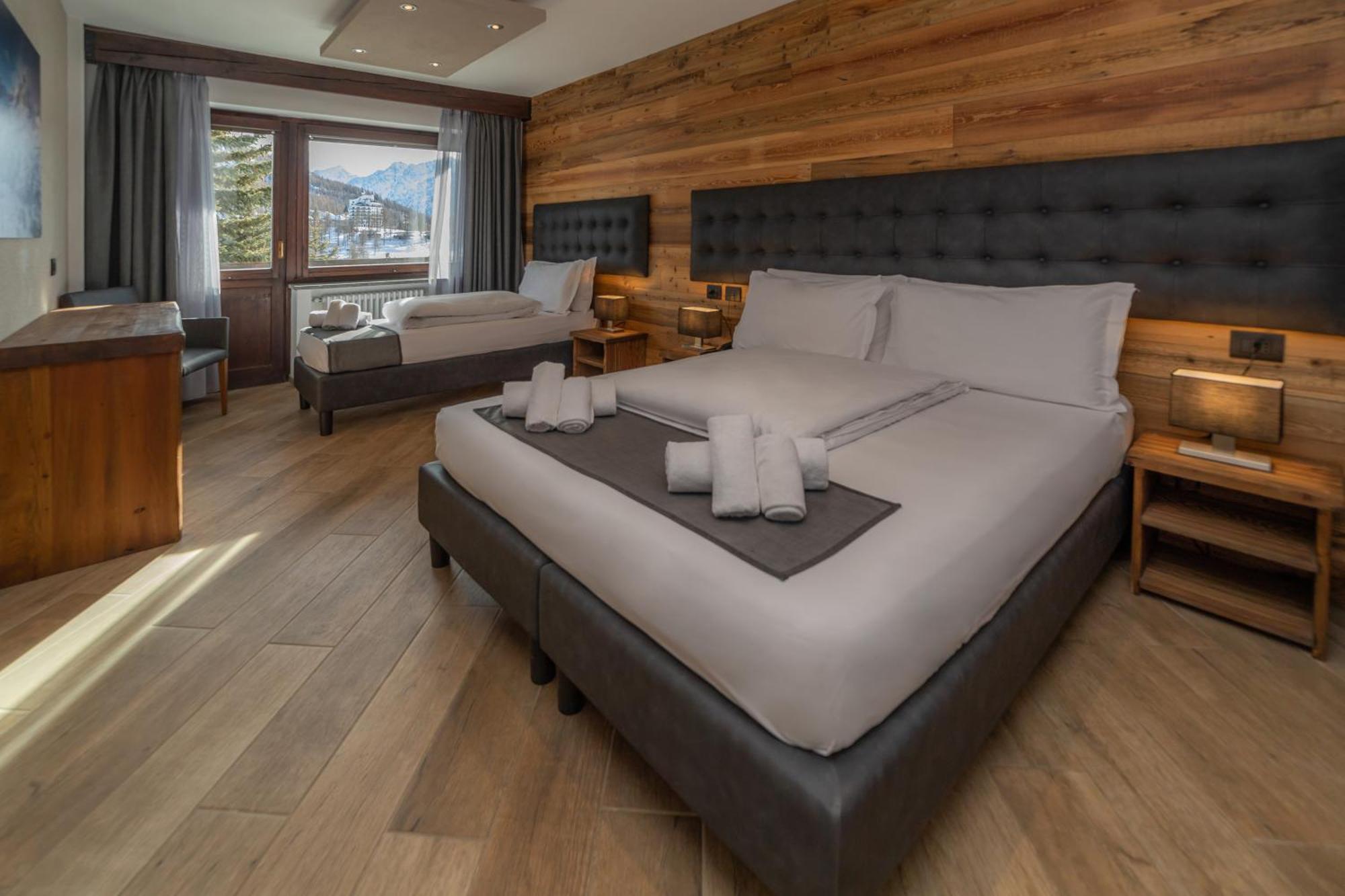 Hotel Gran Roc Sestriere Esterno foto